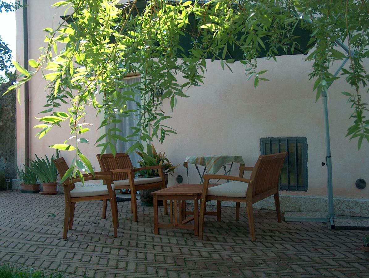 Una Casa Di Campagna Dossobuono Buitenkant foto